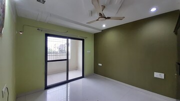 Room in 3 BHK Apartment at Sunder Nagar – for Rent
