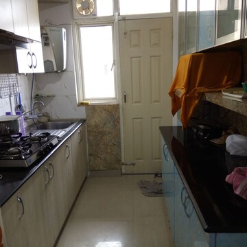Kitchen in 2.5 BHK Apartment at Supertech Cape Town, Sector 74 – for Rent