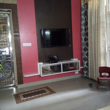 Living Room in 2.5 BHK Apartment at Supertech Cape Town, Sector 74 – for Rent