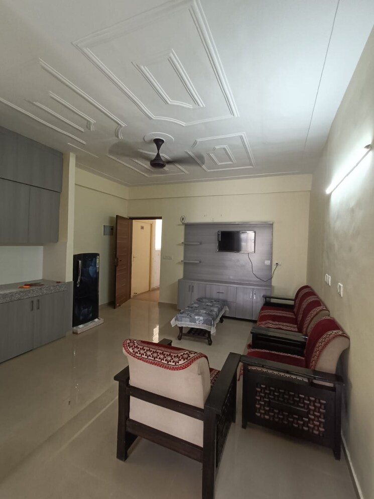 Team Area, gls-arawali-homes-phase-2 3 Bedroom 645 Sq.Ft. Apartment In Sohna Sector 4 Gurgaon 9098149