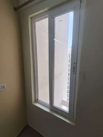Building Lobby in 3 BHK Apartment at GLS Arawali Homes Phase 2, Sohna Sector 4 – for Rent