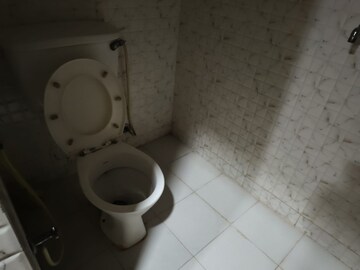 Bathroom in 3.5 BHK Apartment at Gaur City 6th Avenue, Sector 4 Greater Noida – for Rent