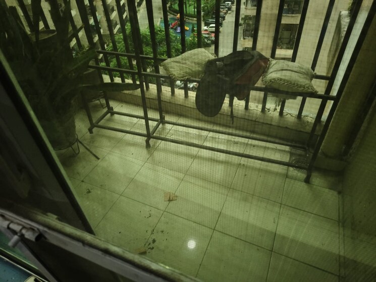 Balcony, gaur-city-6th-avenue 3.5 Bedroom 1470 Sq.Ft. Apartment In Sector 4 Greater Noida Greater Noida 9098200