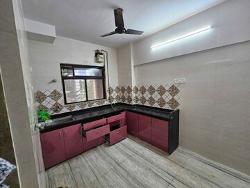 Bedroom in 2 BHK Apartment at Sankalp II, Malad East – for Rent