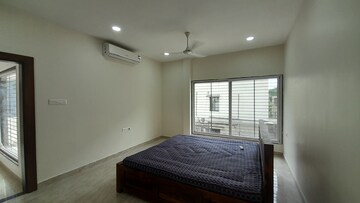 Bedroom in 4 BHK Villa at Mowa – for Rent