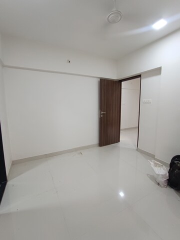 Room in 2 BHK Apartment at Dinaco Darshan CHS, Dahisar West – for Rent