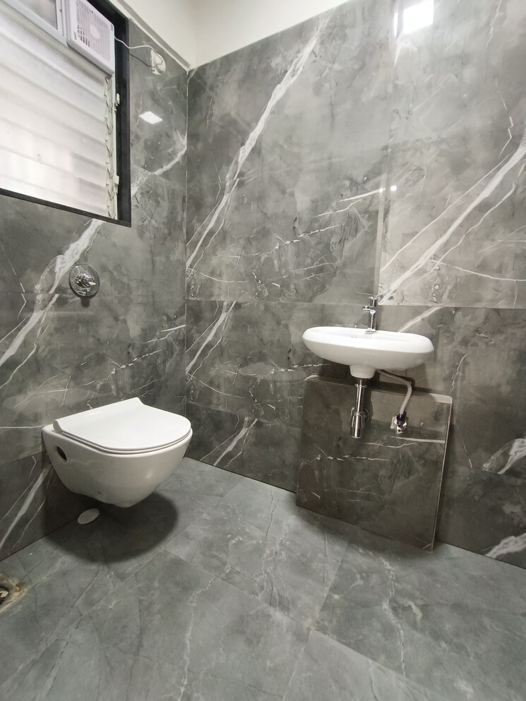 Bathroom, dinaco-darshan-chs 2 Bedroom 542 Sq.Ft. Apartment In Dahisar West Mumbai 9098183