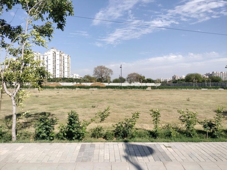 undefined, bptp-district-phase-2  144 Sq.Yd. Plot In Sector 84 Faridabad 9098179