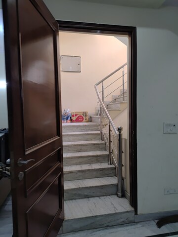  Office Space For Rent in Tulip Mall, Sector 46