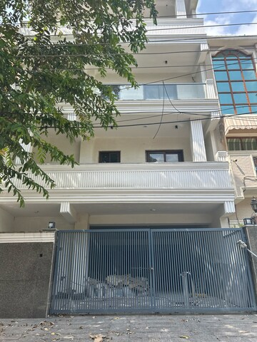 6 BHK Independent House For Sale in Sector 47