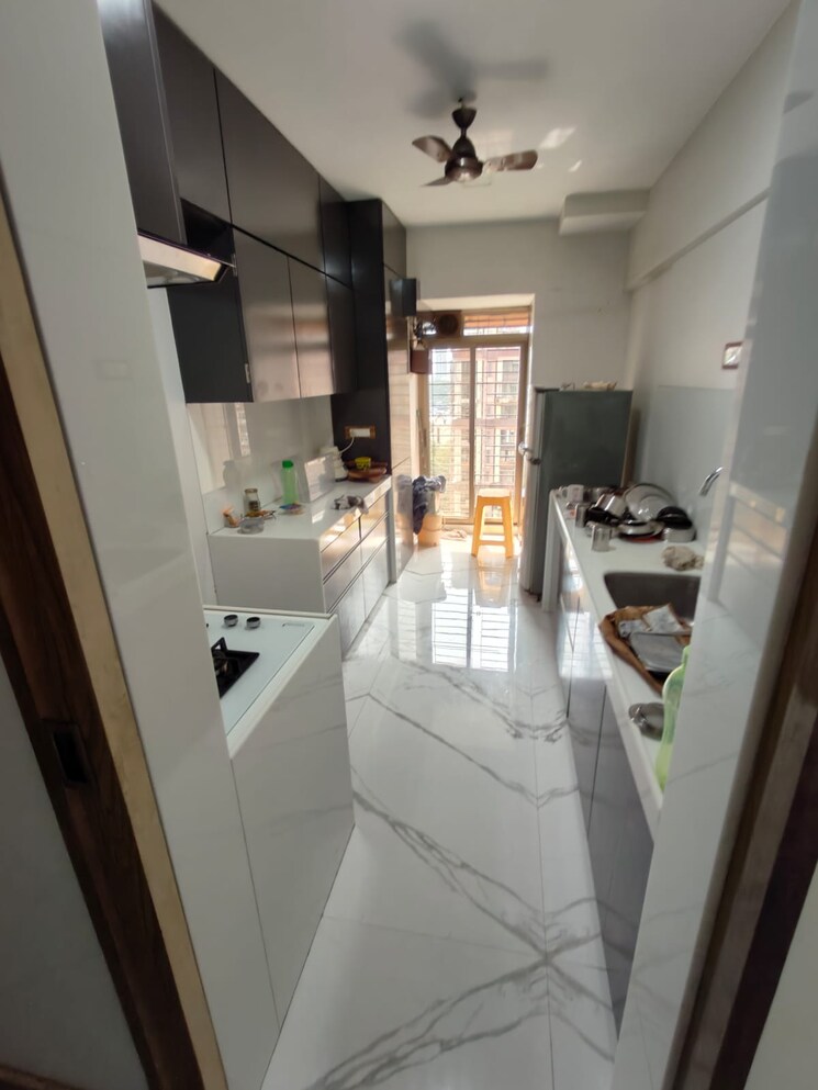 Balcony, lokhandwala-whispering-palms 2 Bedroom 910 Sq.Ft. Apartment In Kandivali East Mumbai 9098376