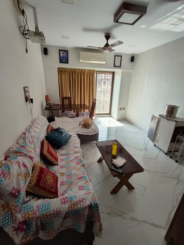 2 BHK Apartment For Rent in Lokhandwala Whispering Palms, Kandivali East