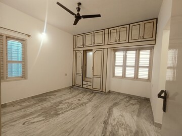 Room in 2 BHK Independent House at Hsr Layout – for Rent