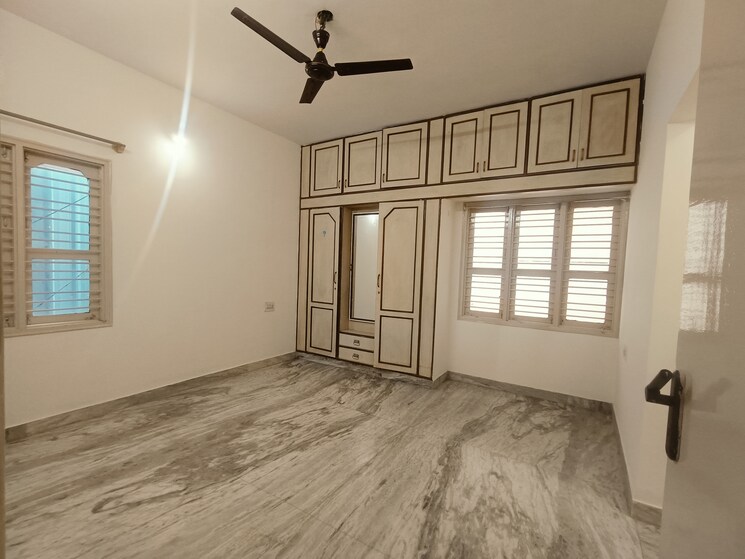 Room, hsr layout 2 Bedroom 1100 Sq.Ft. Independent House In Hsr Layout Bangalore 9098430