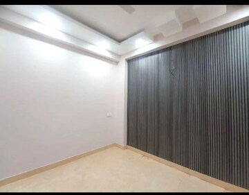 Room in 2 BHK Builder Floor at Freedom Fighters Enclave – for Rent