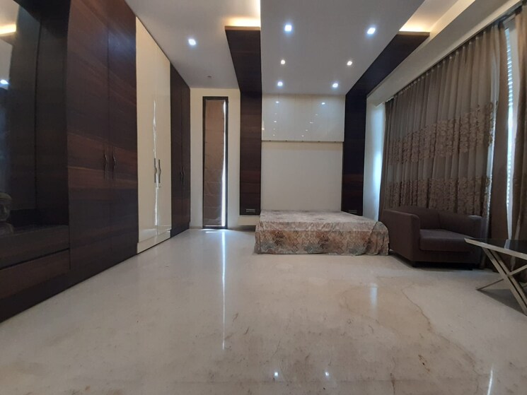 Room, oberoi-seven 4 Bedroom 4500 Sq.Ft. Independent House In Goregaon East Mumbai 9098444