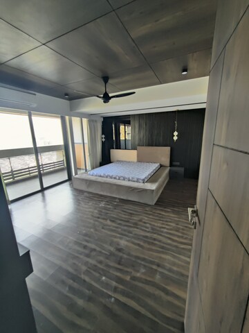 Bedroom in 4 BHK Apartment at Bopal – for Rent