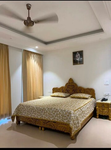 4 BHK Builder Floor For Rent in Saket