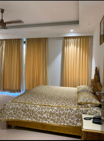 Bedroom in 4 BHK Builder Floor at Saket – for Rent