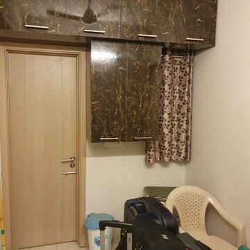 Furnished Amenities in 3 BHK Apartment at DLF New Town Heights III, Sector 91 – for Rent