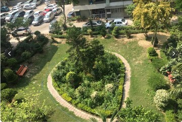 3 BHK Apartment – Garden View at Rohini Sector 9 - for Sale
