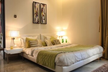 Bedroom in 2 BHK Apartment at Lodha Luxuria, Majiwada – for Rent