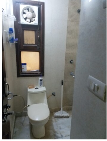 Bathroom in 3 BHK Apartment at Rohini Sector 9 – for Sale