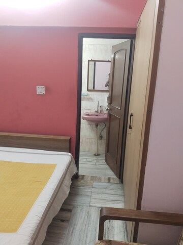 Balcony in 1 RK Builder Floor at Gomti Nagar – for Rent