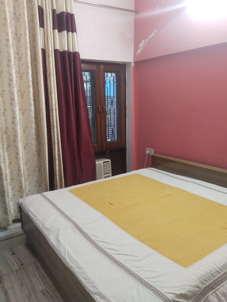 Bedroom, gomti nagar 1 RK 300 Sq.Ft. Builder Floor In Gomti Nagar Lucknow 9098577