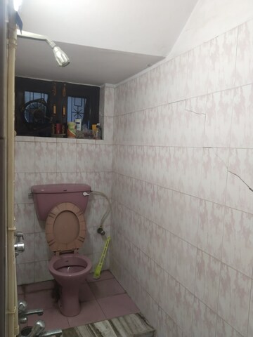 Bathroom in 1 RK Builder Floor at Gomti Nagar – for Rent