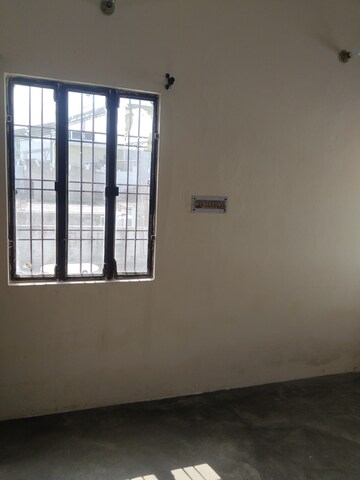 Room in 1 RK Builder Floor at Gomti Nagar – for Rent