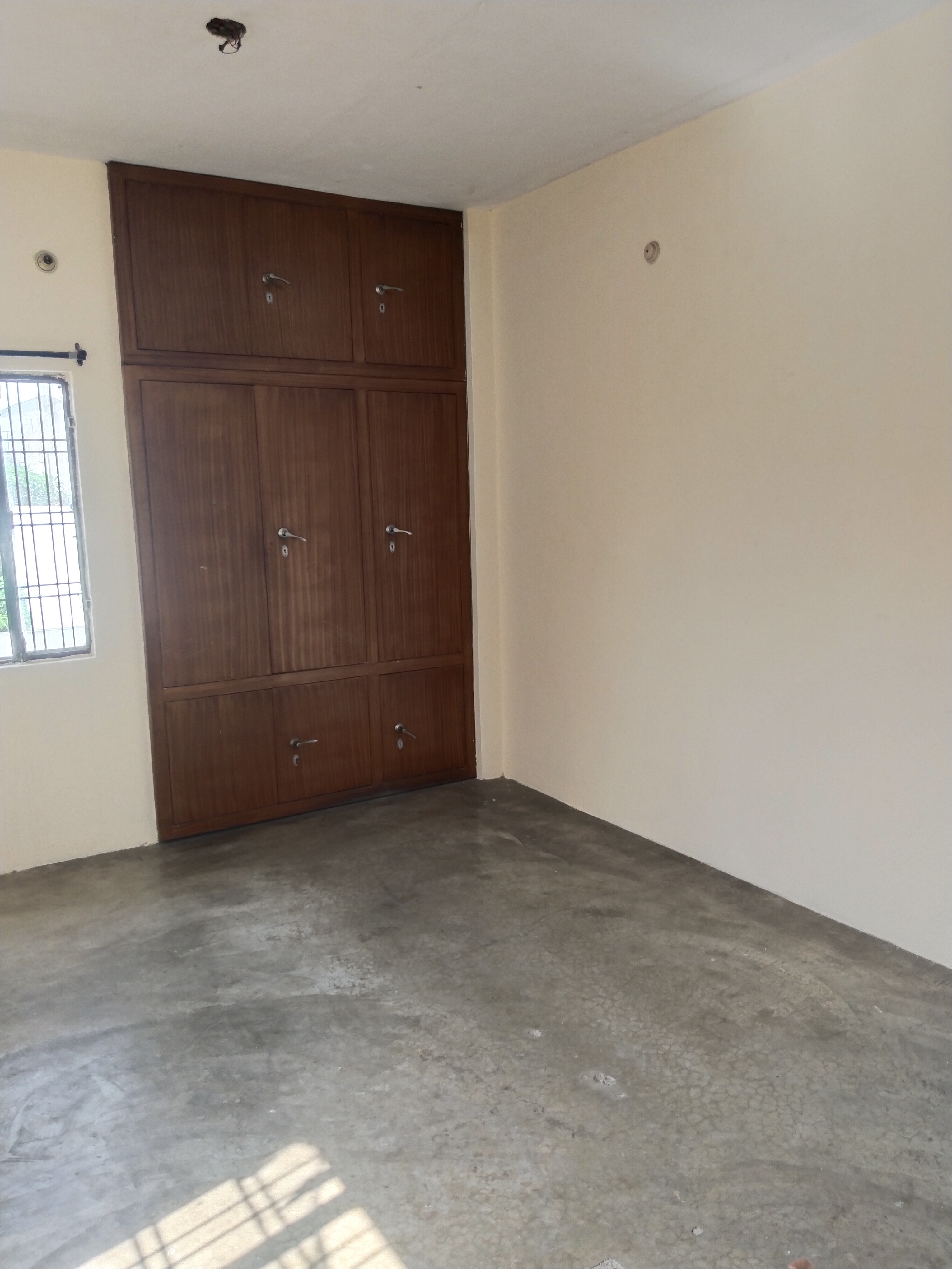 1 Rk+ Pooja Room Builder Floor For Rent in Gomti Nagar