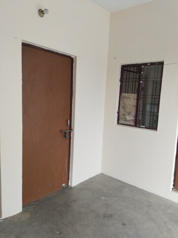 Room in 1 RK Builder Floor at Gomti Nagar – for Rent