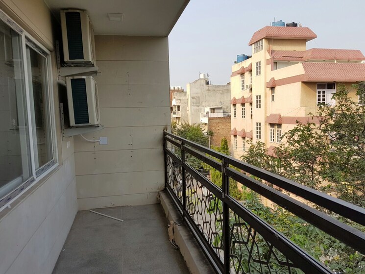 Balcony, kalkaji 3 Bedroom 1800 Sq.Ft. Builder Floor In Kalkaji Delhi 9098589