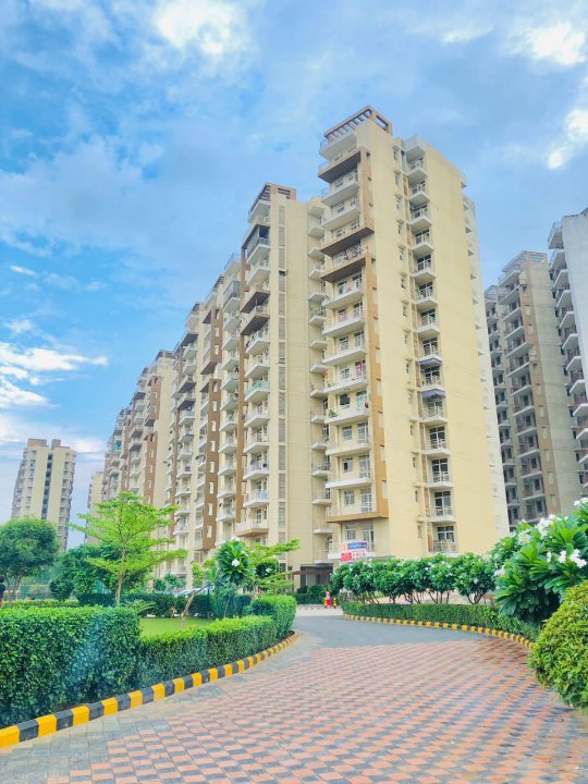 3 BHK + Extra Room Apartment For Sale in Terra Castle 