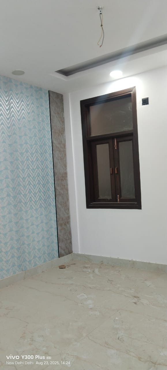 3 BHK + Pooja Room Builder Floor For Rent in Govindpuri 