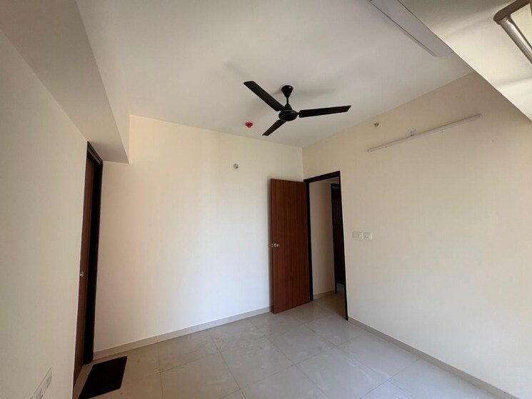 Room, lodha-amara 1 Bedroom 453 Sq.Ft. Apartment In Sandoz Baug Thane 9098607