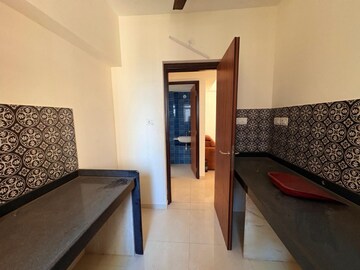 Bedroom in 1 BHK Apartment at Lodha Amara, Sandoz Baug – for Rent