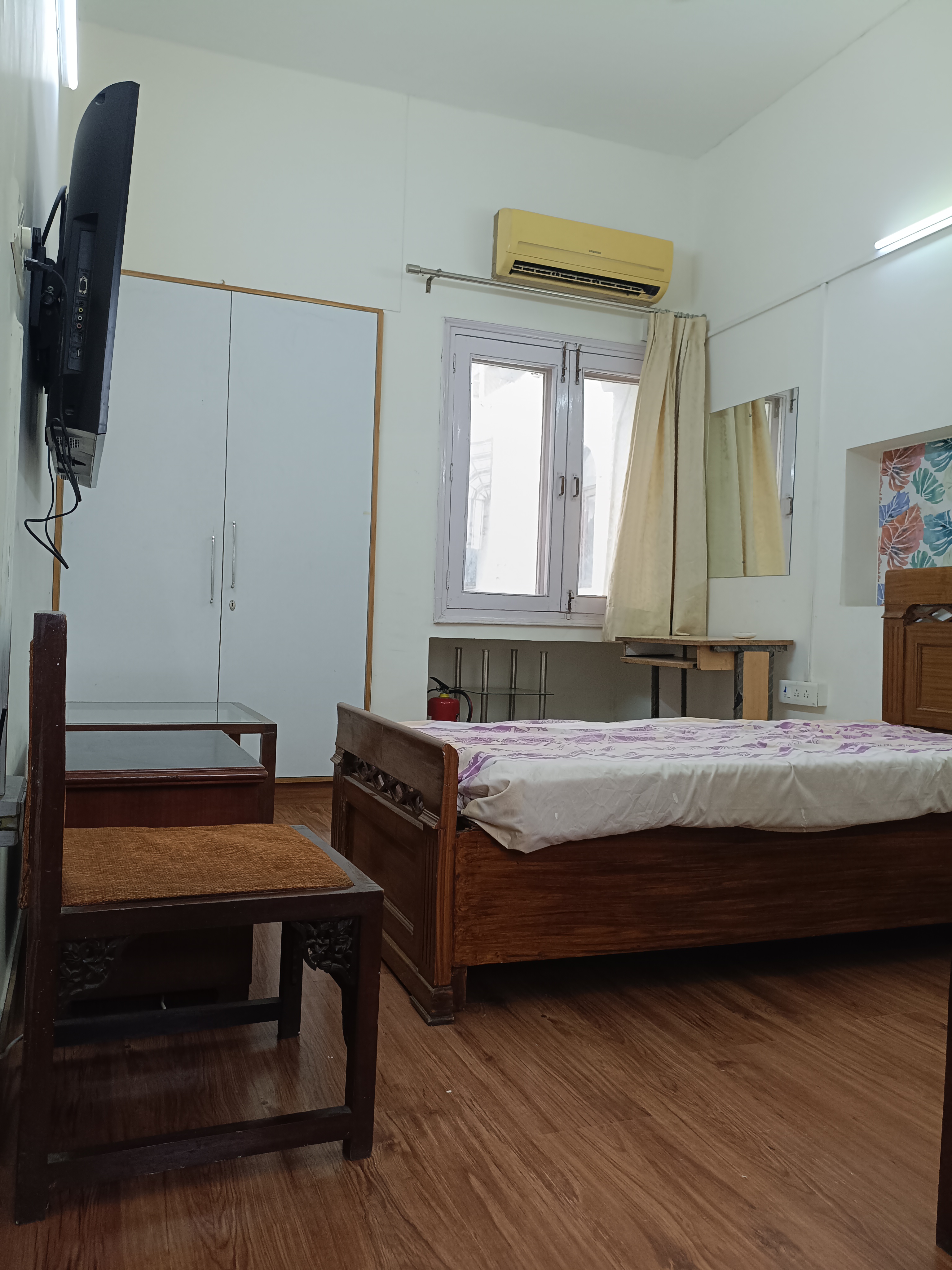 1 Rk+ Pooja Room,Servant Room,Study Room,Extra Room Builder Floor For Rent in Mishra Property 