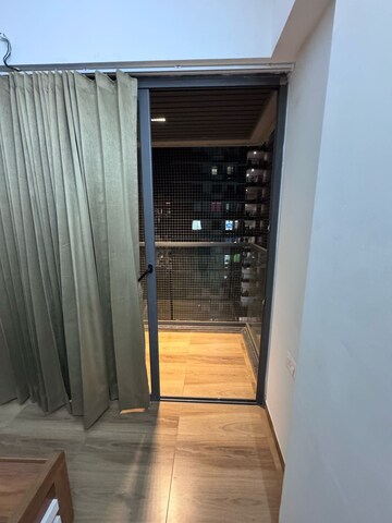 Room in 3 BHK Apartment at Shilaj – for Rent
