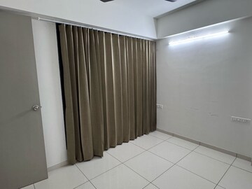 Room in 3 BHK Apartment at Shilaj – for Rent