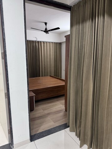 Bedroom in 3 BHK Apartment at Shilaj – for Rent
