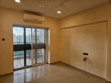 Room in 3 BHK Apartment at Goel Ganga Carnation, Koregaon Park – for Rent
