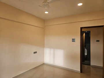 Room in 3 BHK Apartment at Goel Ganga Carnation, Koregaon Park – for Rent