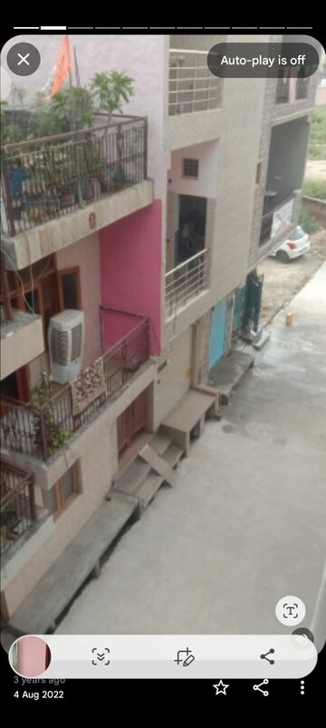 Team Area in 2 BHK Apartment at Sunshine Apartments Sector 73, Sector 73 – for Sale