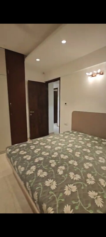 Bedroom in 3 BHK Apartment at Platinum Life, Andheri West – for Rent