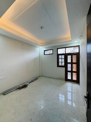 Room in 4 BHK Villa at Sahastradhara Road – for Sale