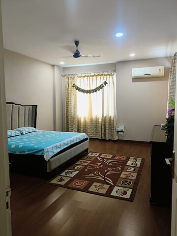 Bedroom in 4 BHK Apartment at Steller Mi Legacy, Zeta I Greater Noida – for Rent