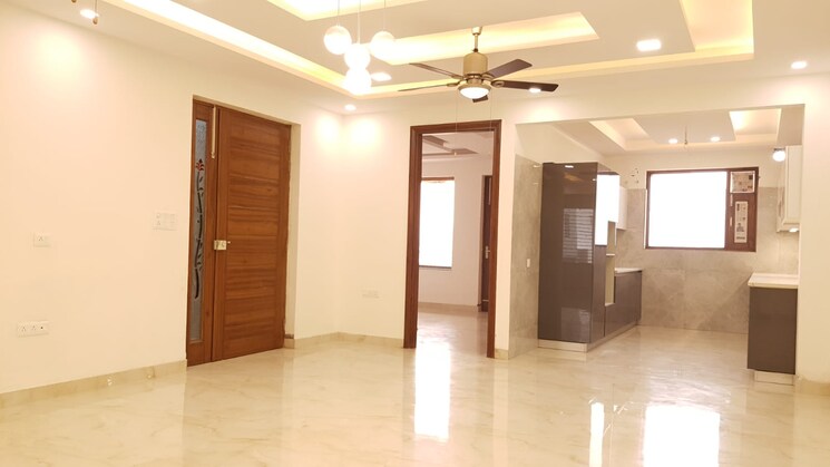 Room, parklands 3 Bedroom 250 Sq.Yd. Builder Floor In Sector 85 Faridabad 9098859