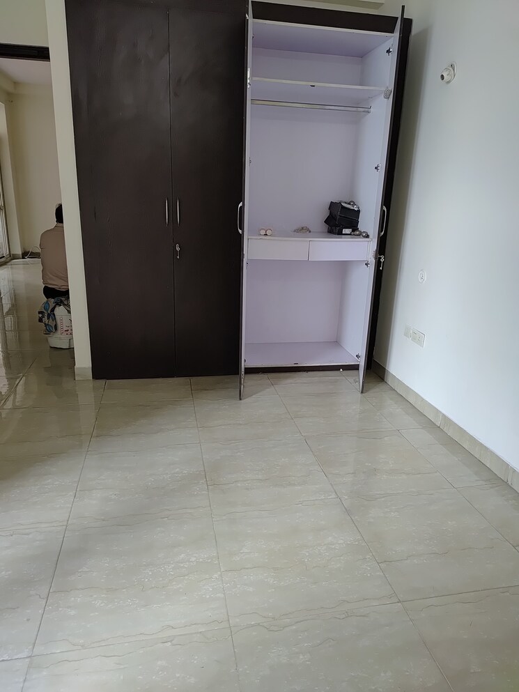 undefined, sds-nri-residency 2.5 Bedroom 1300 Sq.Ft. Apartment In Sector 45 Noida 9098902